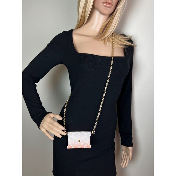 LOUIS VUITTON Kirigami Pochette Small Pool Giant Monogram Card Case - Picture 5 of 11